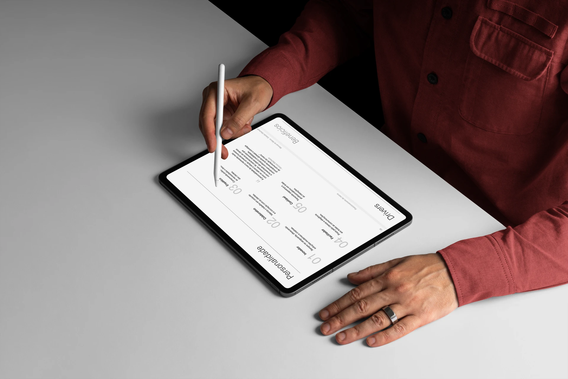 Machado Studio - iPad Mockup